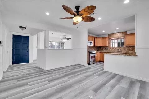 Entry Way - 19121 Dunbrooke, Carson, CA 90746 photo 1 of 2