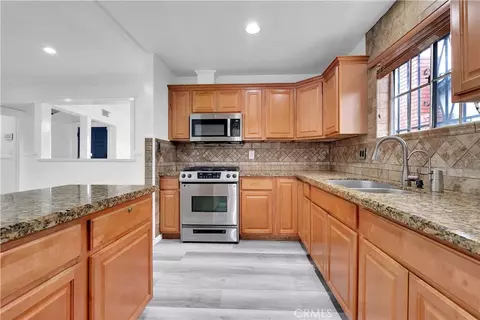 Kitchen - 19121 Dunbrooke, Carson, CA 90746 photo 2 of 2