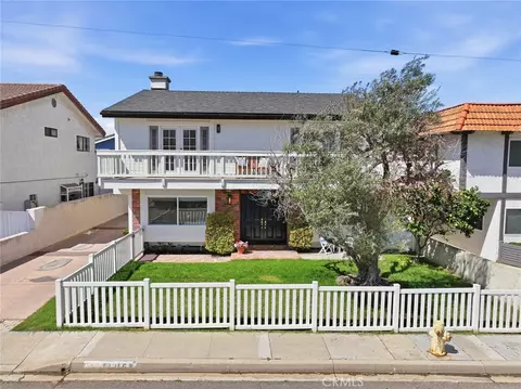 2215 Curtis Ave #A, Redondo Beach, CA 90278