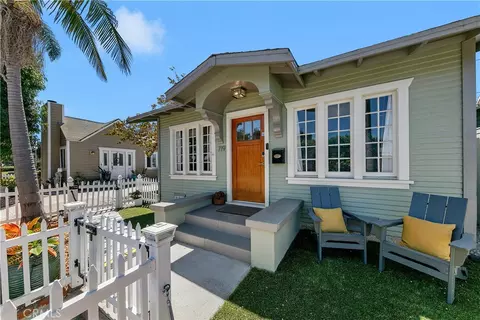 719 Columbia Pl, Torrance, CA 90501