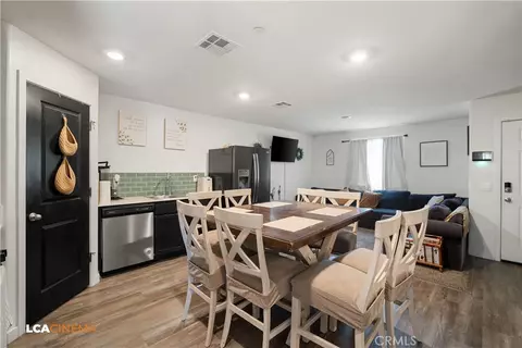 Dining - 1807 Keepsake Ct, Bakersfield, CA 93307 photo 1 of 1