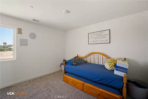Bedroom - 1807 Keepsake Ct, Bakersfield, CA 93307 photo 3 of 6