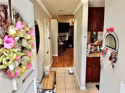 Entry Way - 1123 Junipero Ave #7, Long Beach, CA 90804 photo 1 of 2