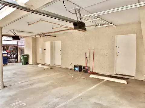 Exterior - 1123 Junipero Ave #7, Long Beach, CA 90804 photo 3 of 4