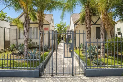 526 W 47th St, Los Angeles, CA 90037