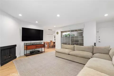 1228 14th St #103, Santa Monica, CA 90404