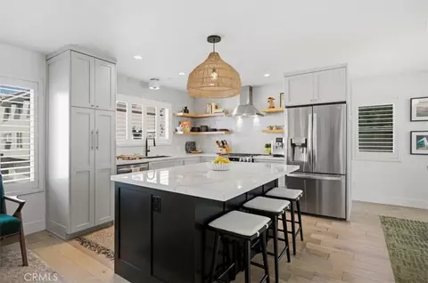 Kitchen - 1373 E Grand Ave #E, El Segundo, CA 90245 photo 2 of 6