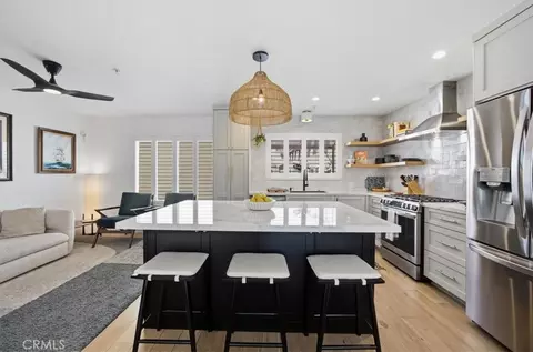 Kitchen - 1373 E Grand Ave #E, El Segundo, CA 90245 photo 1 of 6