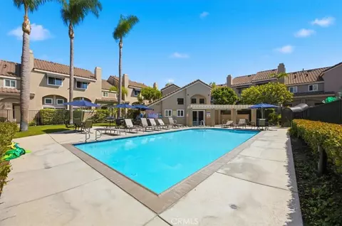 Exterior - 1373 E Grand Ave #E, El Segundo, CA 90245 photo 3 of 8