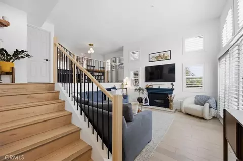 Other - 1373 E Grand Ave #E, El Segundo, CA 90245 photo 1 of 8