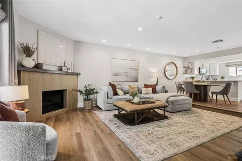 1921 Carnegie Ln #5, Redondo Beach, CA 90278
