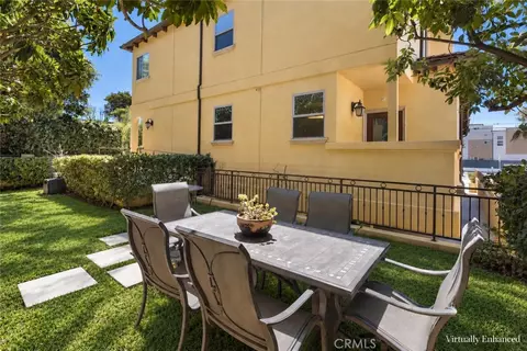 1551 Artesia Blvd #4, Manhattan Beach, CA 90266