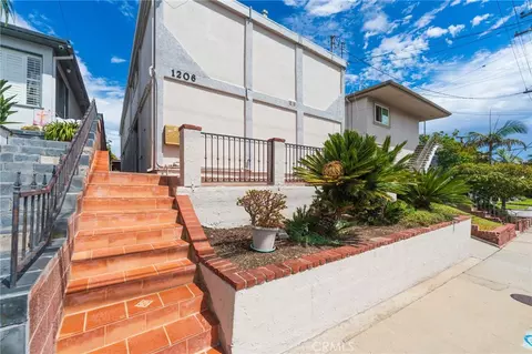 1206 W 25th St, San Pedro, CA 90731