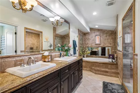 Bath - 132 Park, Long Beach, CA 90803 photo 5 of 8