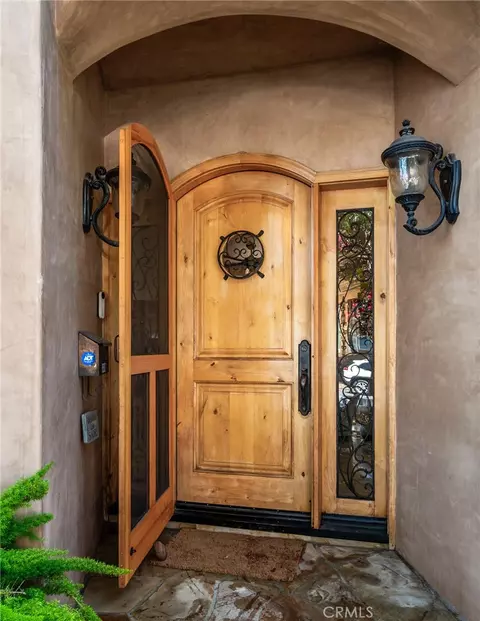 Entry Way - 132 Park, Long Beach, CA 90803 photo 1 of 8