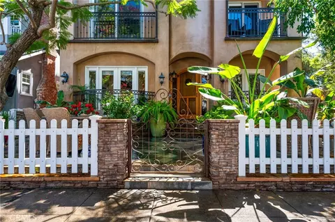 Exterior - 132 Park, Long Beach, CA 90803 photo 3 of 10