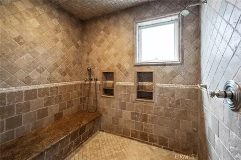 Bath - 132 Park, Long Beach, CA 90803 photo 7 of 8