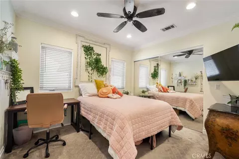 Bedroom - 132 Park, Long Beach, CA 90803 photo 3 of 5