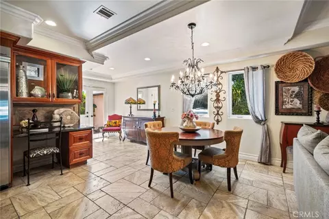 Dining - 132 Park, Long Beach, CA 90803 photo 1 of 1