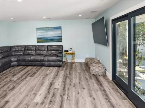 Living - 1005 E Walnut, El Segundo, CA 90245 photo 2 of 2