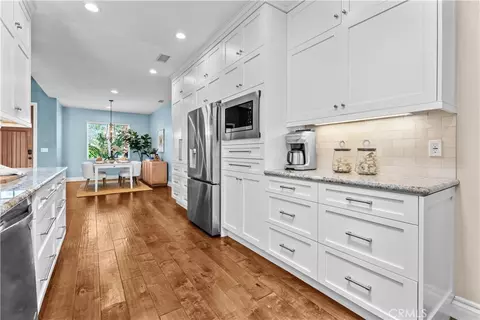 Kitchen - 526 E Maple, El Segundo, CA 90245 photo 4 of 4