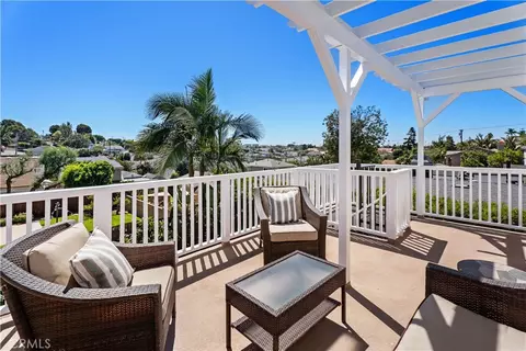 Exterior - 526 E Maple, El Segundo, CA 90245 photo 5 of 7