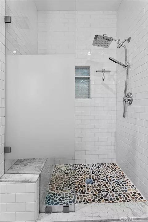 Bath - 526 E Maple, El Segundo, CA 90245 photo 3 of 5