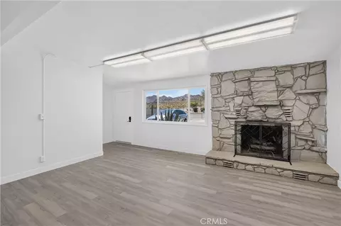 Living - 63700 29 Palms, Joshua Tree, CA 92252 photo 2 of 5