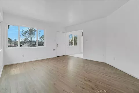 Living - 904 S Bullis Rd, Compton, CA 90221 photo 3 of 4