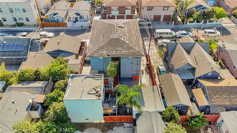 View/Area - 1071 N Almond Ct, Long Beach, CA 90813 photo 5 of 11