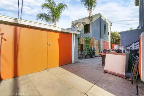 Exterior - 1071 N Almond Ct, Long Beach, CA 90813 photo 4 of 5