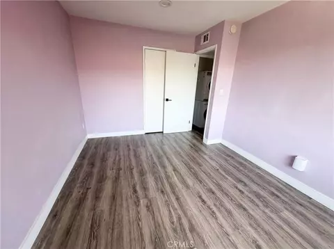 Bedroom - 7300 Corbin Ave UNIT M, Reseda, CA 91335 photo 3 of 4