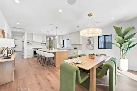 9127 Hargis, Los Angeles, CA 90034