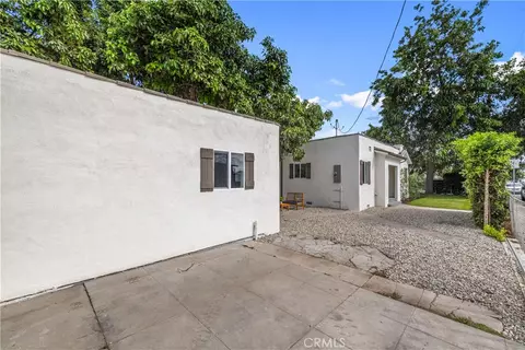 Exterior - 363 W Spruce St W, Compton, CA 90220 photo 9 of 10
