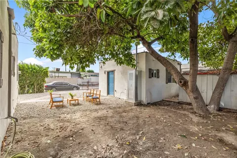 Exterior - 363 W Spruce St W, Compton, CA 90220 photo 8 of 10