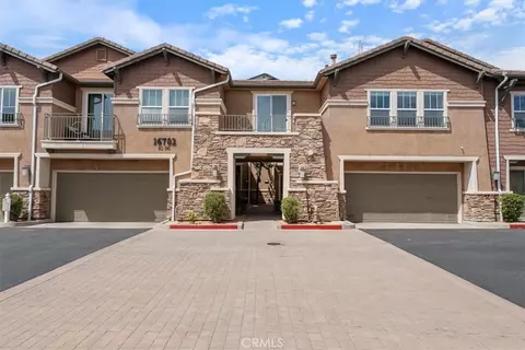 16702 Nicklaus #83, Sylmar, CA 91342