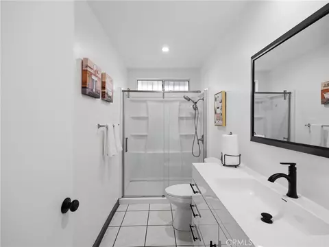 Bath - 512 E 8th St, Pomona, CA 91766 photo 3 of 3