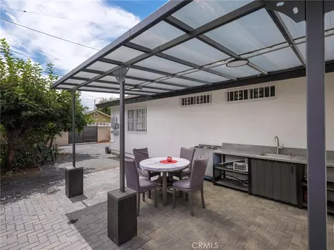 Exterior - 512 E 8th St, Pomona, CA 91766 photo 11 of 12
