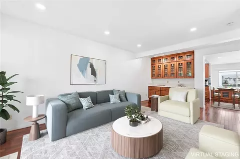 2595 Plaza Del Amo #420, Torrance, CA 90503