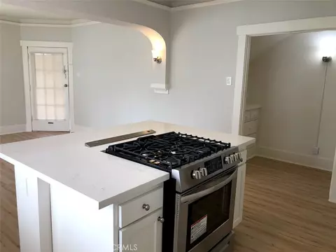 Kitchen - 920 N N Park, Long Beach, CA 90813 photo 1 of 7