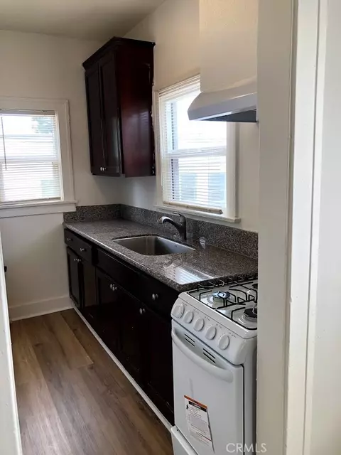 Kitchen - 920 N N Park, Long Beach, CA 90813 photo 7 of 7