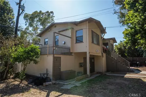 Exterior - 920 N N Park, Long Beach, CA 90813 photo 3 of 8