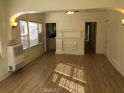 Living - 920 N N Park, Long Beach, CA 90813 photo 2 of 5