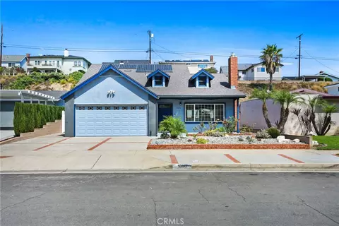 1030 Bloomwood Rd, San Pedro, CA 90731