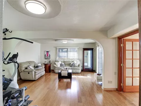 Living - 19603 Enslow, Carson, CA 90746 photo 11 of 11