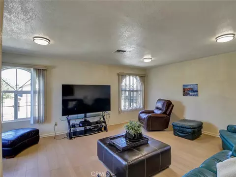 Living - 19603 Enslow, Carson, CA 90746 photo 3 of 11