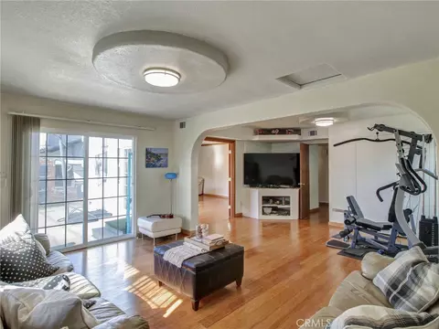 Living - 19603 Enslow, Carson, CA 90746 photo 10 of 11