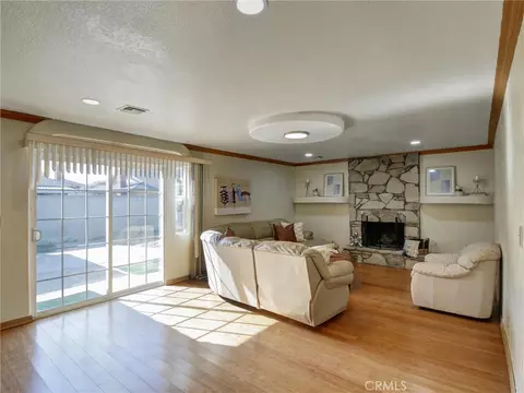 Living - 19603 Enslow, Carson, CA 90746 photo 5 of 11