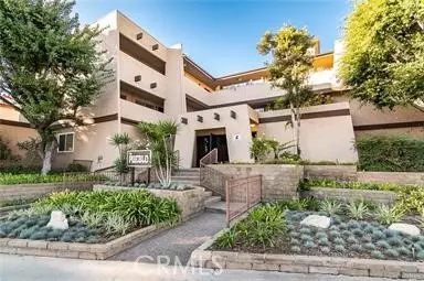 2501 W Redondo Bch, Gardena, CA 90249