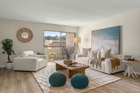5920 S Pacific Coast Hwy #30, Redondo Beach, CA 90277